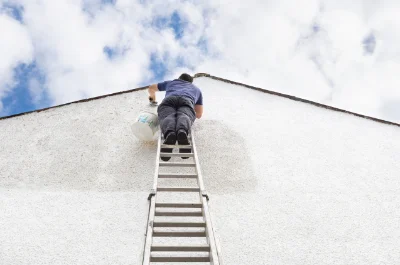 Peinture extérieure à la Chapelle-Viel — façades et ravalement